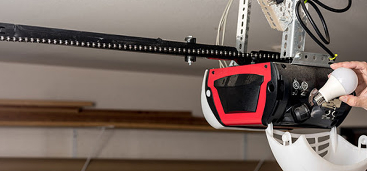 automatic garage door opener repair in East Hemet